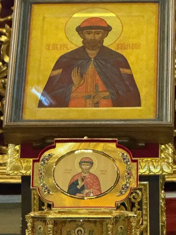 Владимир Мединский: Вчера в Архангельском соборе Кремля посчастливилось прикоснуться к мощам кн. Дм.Донского Владимир Мединский: Вчера в Архангельском соборе Кремля посчастливилось прикоснуться к мощам кн. Дм.Донского