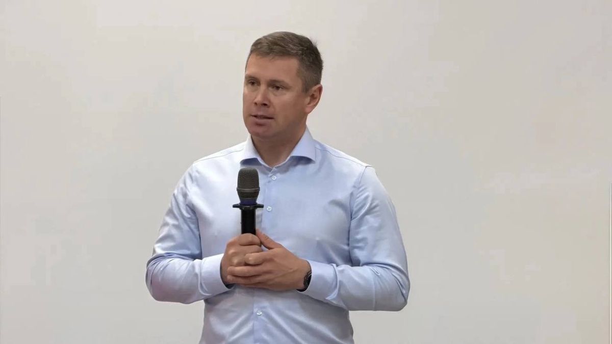 Игорь Арсентьев: Сегодня в Коноше встретился с жительницами посёлка – участницами регионального проекта «Поморское долголетие» Игорь Арсентьев: Сегодня в Коноше встретился с жительницами посёлка – участницами регионального проекта «Поморское долголетие»