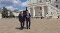 Владимир Путин посетил Архангельский собор Московского Кремля Президенту рассказали о реставрационных работах, во время которых были найдены мощи святого Дмитрия Донского. Путин осмотрел захоронение а также принял участие в...