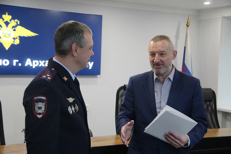 Сегодня состоялось торжественное мероприятие, посвященное 34-летию со дня образования Управления МВД России по г. Архангельску Сегодня состоялось торжественное мероприятие, посвященное 34-летию со дня образования Управления МВД России по г. Архангельску