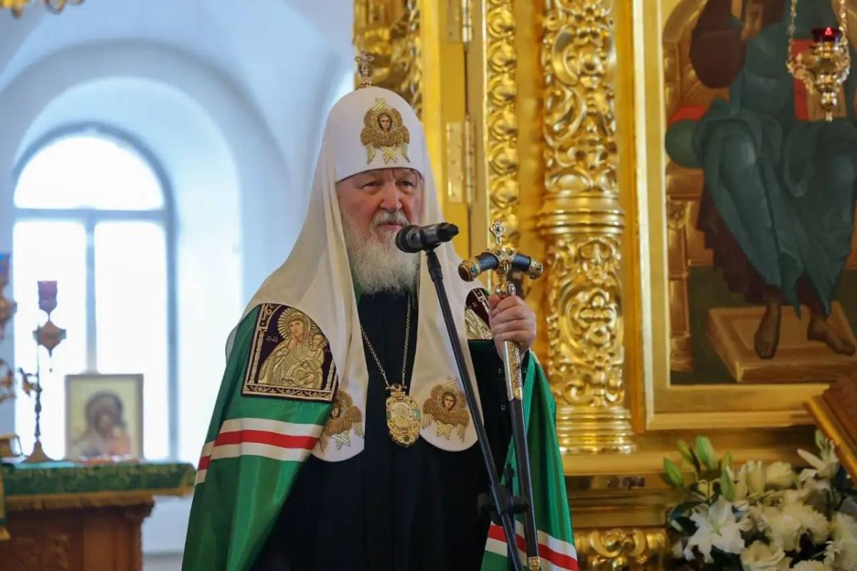 Александр Цыбульский: На Соловецкий архипелаг прибыл Святейший Патриарх Московский и Всея Руси Кирилл – он традиционно принимает участие в мероприятиях, приуроченных ко дню памяти преподобных Зосимы, Савватия и Германа... Александр Цыбульский: На Соловецкий архипелаг прибыл Святейший Патриарх Московский и Всея Руси Кирилл – он традиционно принимает участие в мероприятиях, приуроченных ко дню памяти преподобных Зосимы, Савватия и Германа...
