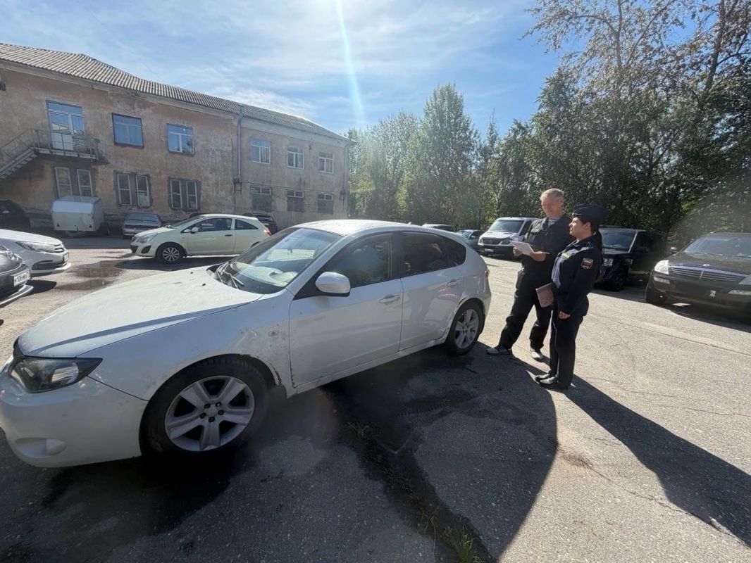 Конфискованные у пьяных водителей автомобили отправились в зону СВО Конфискованные у пьяных водителей автомобили отправились в зону СВО
