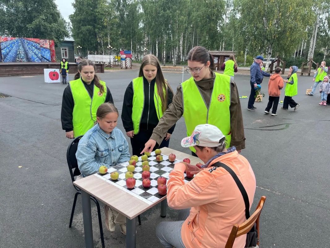 Творческая среда в Карпогорах — прошла тепло, даже когда на градуснике не очень Творческая среда в Карпогорах — прошла тепло, даже когда на градуснике не очень