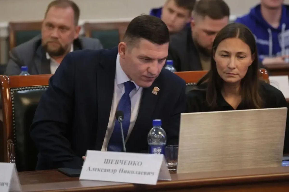 Александр Цыбульский: В канун нового парламентского сезона встретились с депутатами фракции «Единая Россия» в Архангельском областном Собрании Александр Цыбульский: В канун нового парламентского сезона встретились с депутатами фракции «Единая Россия» в Архангельском областном Собрании