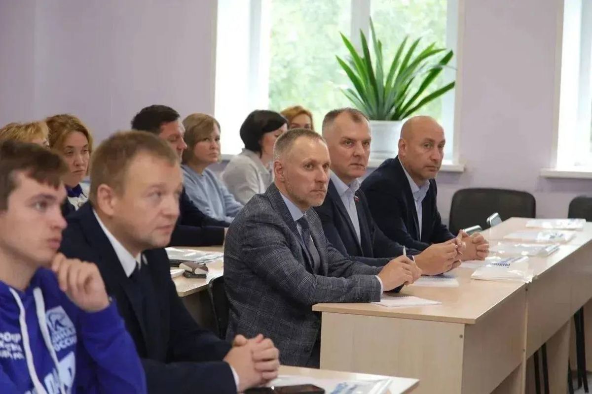 Игорь Арсентьев: Сегодня в нашем городе состоялся форум «Сильные муниципалитеты – сильный регион» – важная площадка для открытого и конструктивного диалога представителей власти, экспертного сообщества, предпринимателей... Игорь Арсентьев: Сегодня в нашем городе состоялся форум «Сильные муниципалитеты – сильный регион» – важная площадка для открытого и конструктивного диалога представителей власти, экспертного сообщества, предпринимателей...