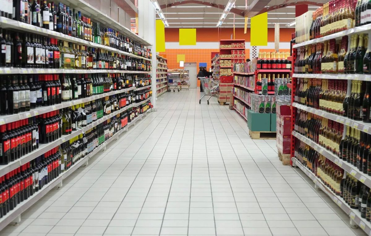 Внимание, родители и продавцы! В День знаний — ограничения на продажу алкоголя
