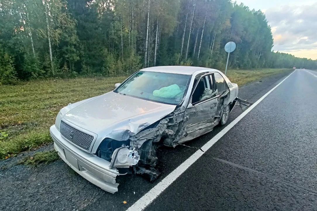 В Плесецком округе в ДТП с пострадал водитель КАМАЗа В Плесецком округе в ДТП с пострадал водитель КАМАЗа