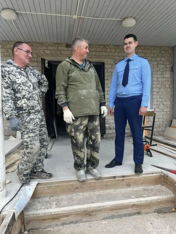 Прокуратурой Устьянского района контролируется ход капитального ремонта в МБОУ «Ульяновская средняя общеобразовательная школа» Прокуратурой Устьянского района контролируется ход капитального ремонта в МБОУ «Ульяновская средняя общеобразовательная школа»