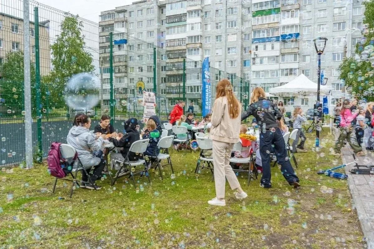 В Архангельске завершаются «Праздники во дворах» В Архангельске завершаются «Праздники во дворах»