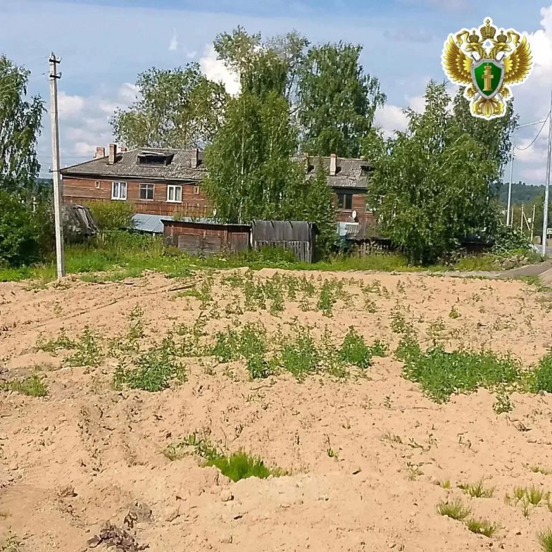 По административным искам прокурора Вилегодского района снесены аварийные дома, расселенные в рамках реализации национального проекта «Инфраструктура для жизни» По административным искам прокурора Вилегодского района снесены аварийные дома, расселенные в рамках реализации национального проекта «Инфраструктура для жизни»