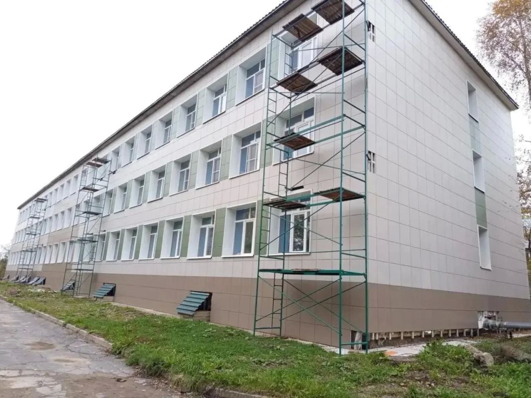 По требованию прокуратуры судом признаны недействительными дополнительные соглашения к муниципальному контракту на выполнение капитального ремонта здания образовательного учреждения По требованию прокуратуры судом признаны недействительными дополнительные соглашения к муниципальному контракту на выполнение капитального ремонта здания образовательного учреждения