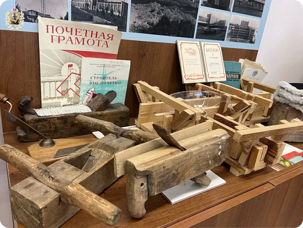 В Архангельске будущих строителей знакомят с профессией через историю учебного заведения и традиции отрасли В Архангельске будущих строителей знакомят с профессией через историю учебного заведения и традиции отрасли