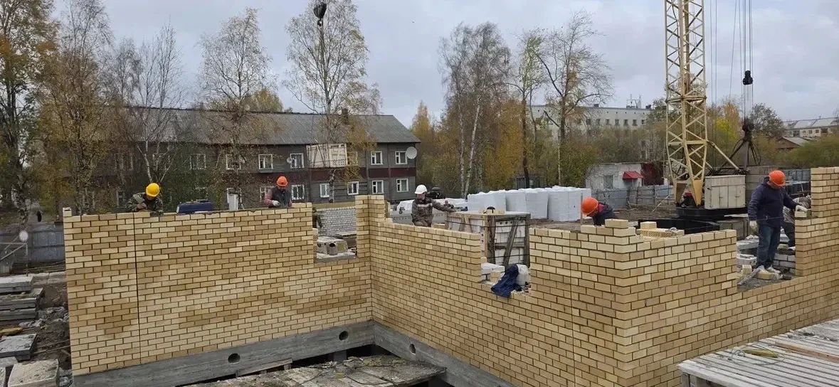 Александр Цыбульский: В Северодвинске приступили к строительству первых домов по новой программе переселения из аварийного жилья Александр Цыбульский: В Северодвинске приступили к строительству первых домов по новой программе переселения из аварийного жилья