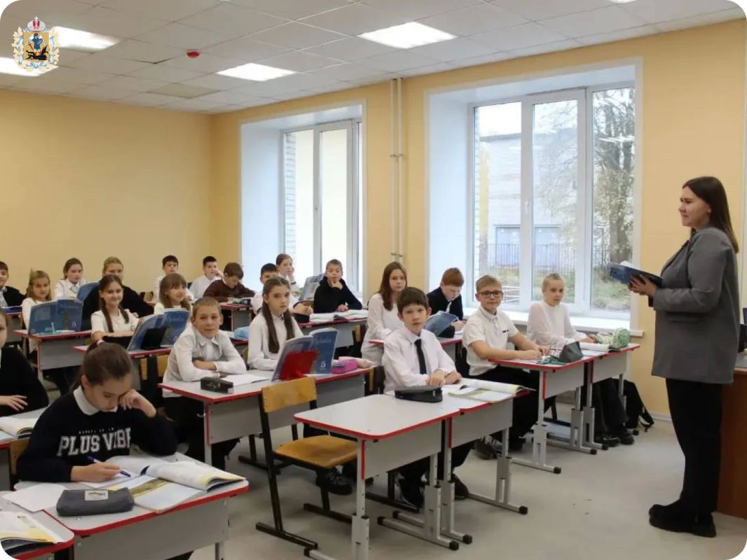 В Шенкурске открылась обновленная средняя школа В Шенкурске открылась обновленная средняя школа