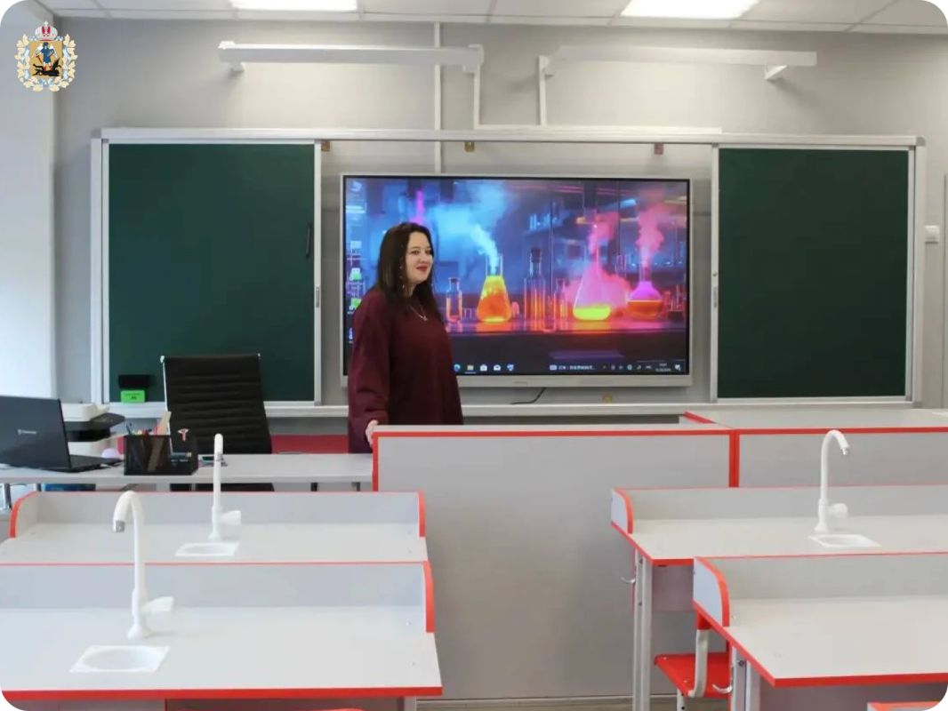 В Шенкурске открылась обновленная средняя школа В Шенкурске открылась обновленная средняя школа