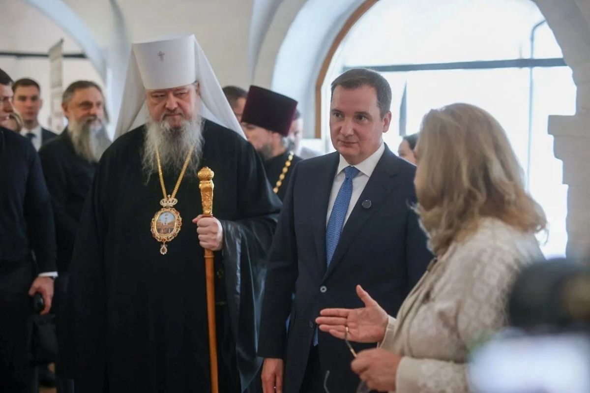 В Год культуры Русского Севера в Архангельске открылась выставка «Российские педагоги и наставники: от Петра I до наших дней» В Год культуры Русского Севера в Архангельске открылась выставка «Российские педагоги и наставники: от Петра I до наших дней»