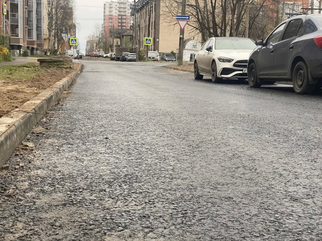 Ремонт дороги по программе КРТ: на участке улицы Володарского открыли движение Ремонт дороги по программе КРТ: на участке улицы Володарского открыли движение