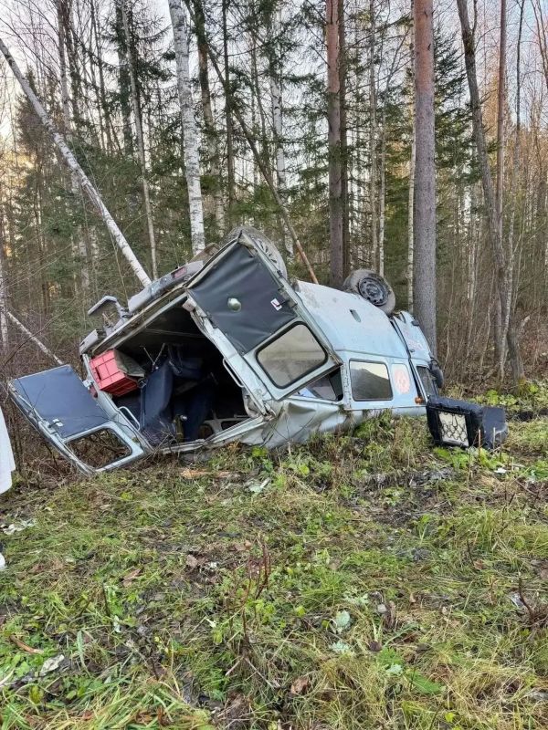 Молодая фельдшер серьёзно пострадала при ДТП с участием машины скорой помощи под Вельском Молодая фельдшер серьёзно пострадала при ДТП с участием машины скорой помощи под Вельском