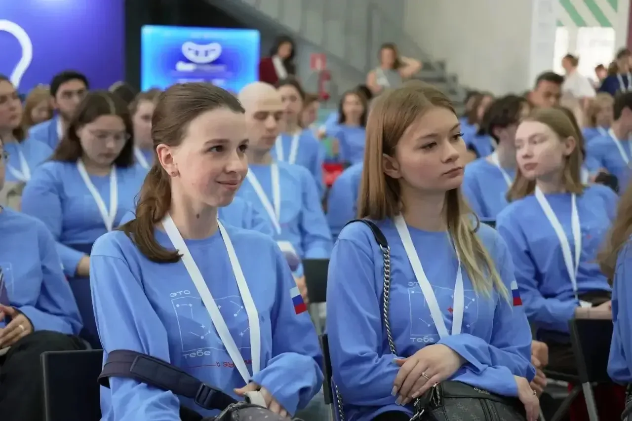 Александр Цыбульский: Участники Всероссийского форума молодых ученых «Полюс», который в начале октября прошел в Архангельске, при содействии Корпорации развития Дальнего Востока и Арктики и компании «Парсек Инжиниринг»...